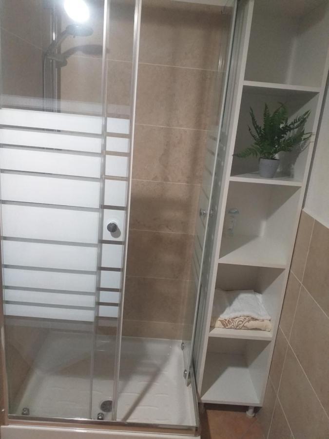 לינה וארוחת בוקר נגרשטי-אואש Casa Maria מראה חיצוני תמונה